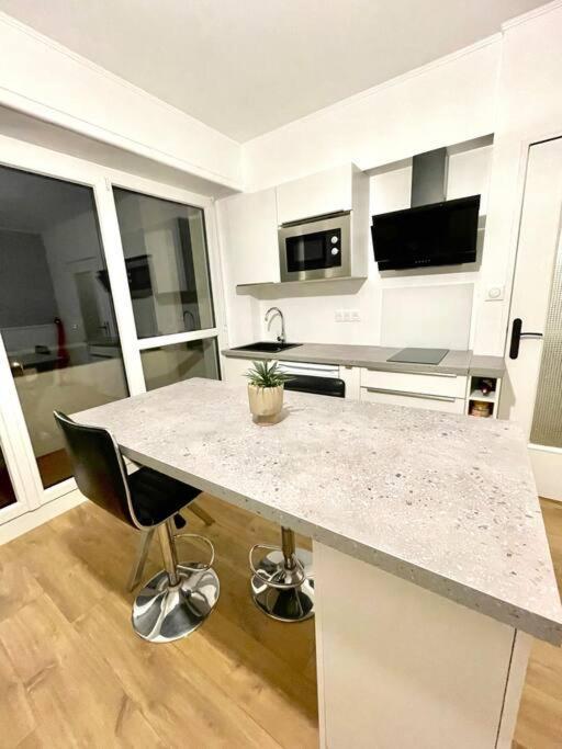 Superbe Appartement По Екстериор снимка